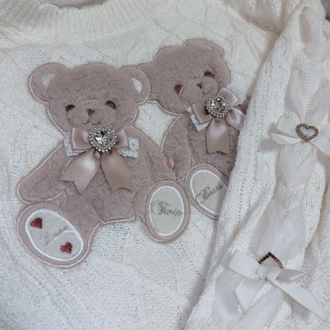 LIZLISA Twin Bearsニットトップス ホワイト