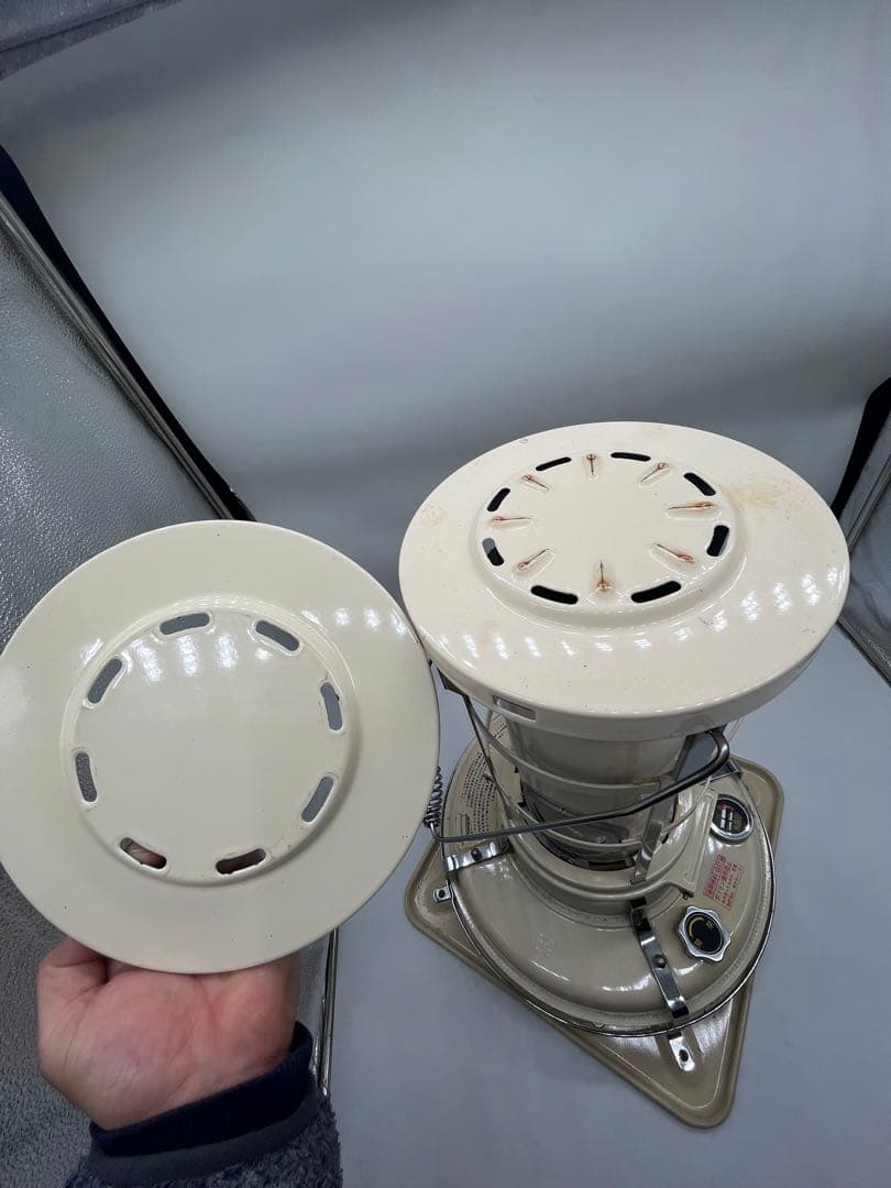 アラジンストーブ クリーム色 コンパクト