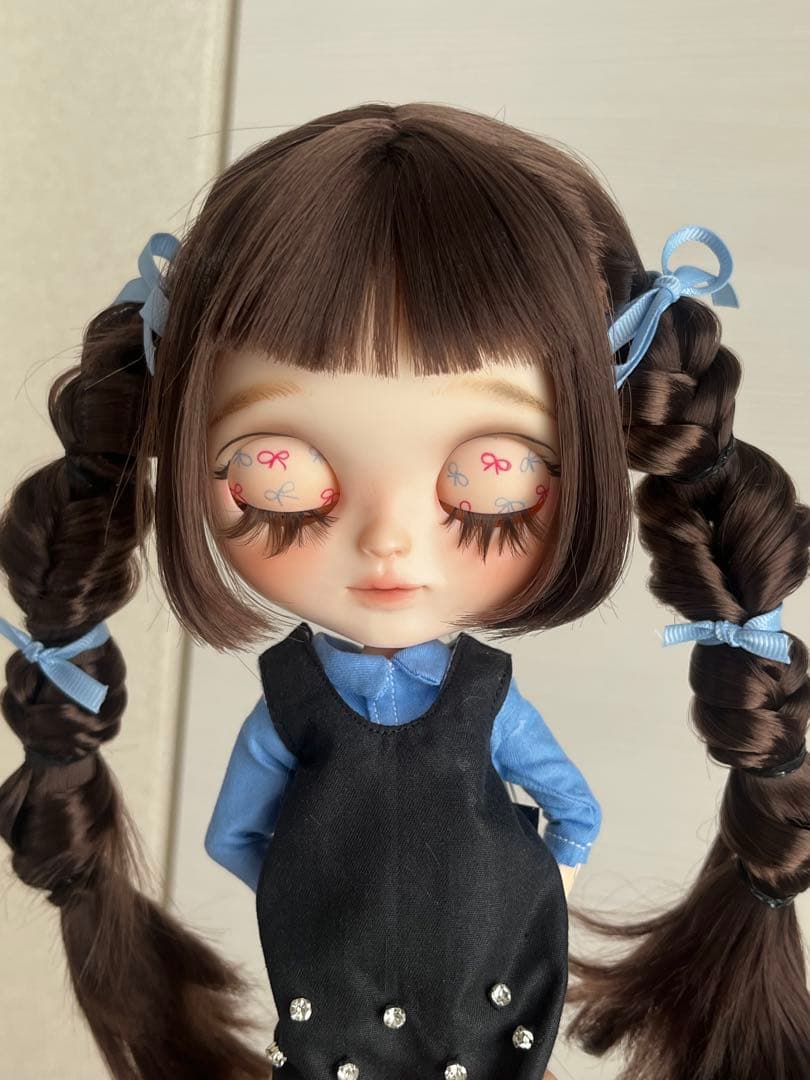 カスタムアイシードール　アウトフィット付き　オン眉ロングヘア