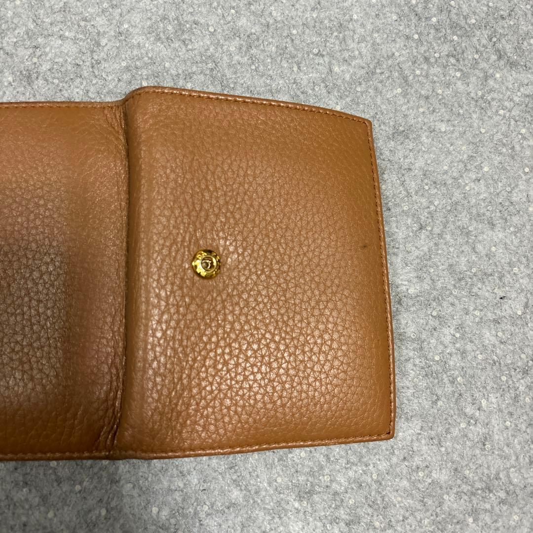 PRADA 茶色　財布　ゴールド　三つ折り