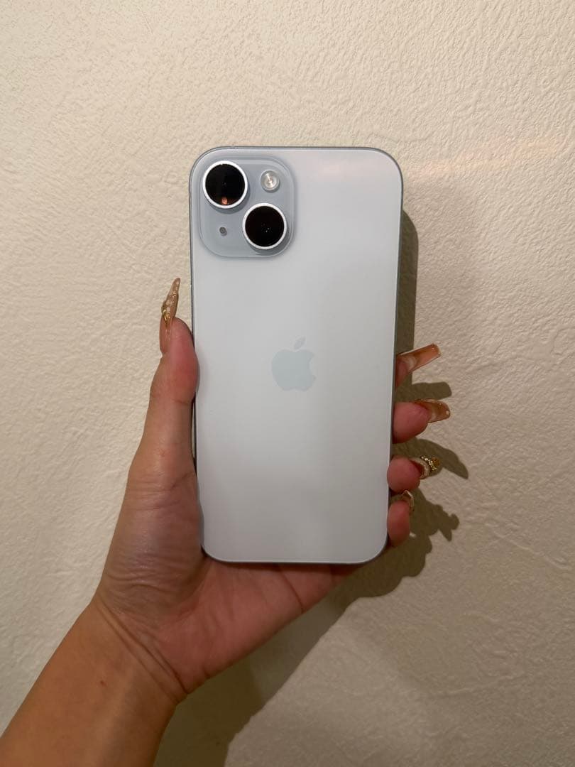 Apple iPhone15 ブルー本体
