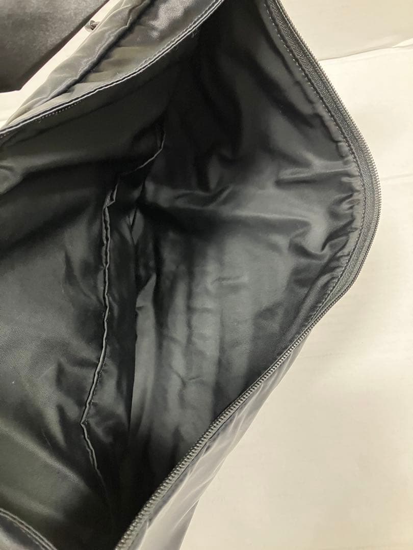 ✨美品【☆Y-3】メッセンジャーバック…ブラック