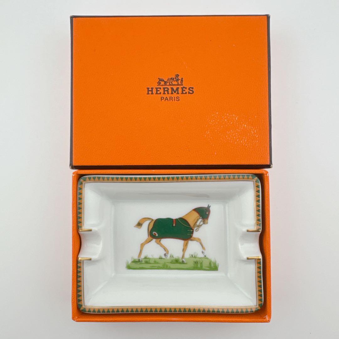 HERMES エルメス 灰皿 馬柄 アッシュトレイ 小物入れ 陶器 未使用 箱付