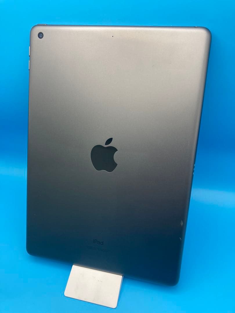 【800】Apple iPad 第8世代 32GB