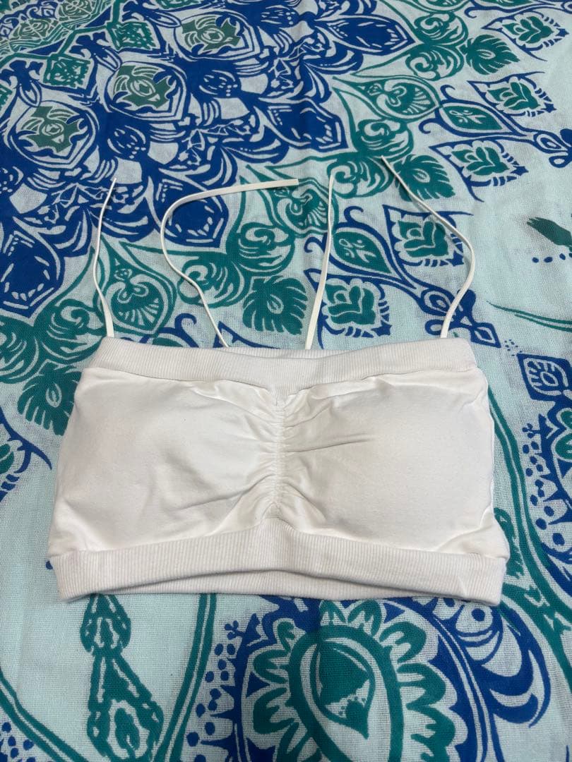 d.i.a. ホワイト レースアップ ベアトップ