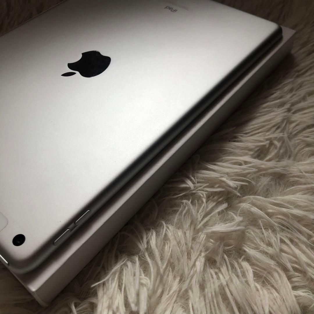 【完動品】iPad 第9世代 256GB Wi-Fi &iPad 第8世代