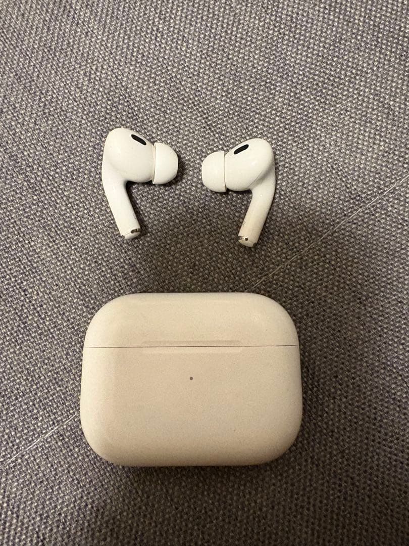 Apple AirPods Pro第2世代 Lightning 2022年モデル