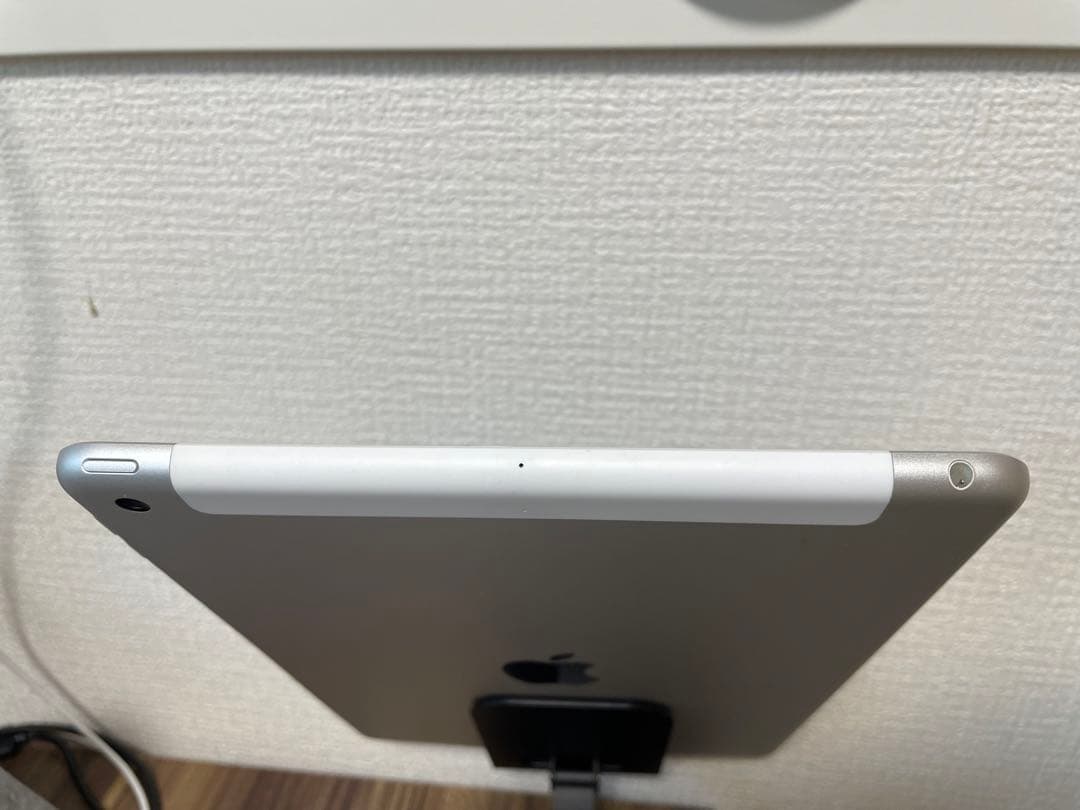 【即日発送】iPad(第7世代) シルバー 32GB