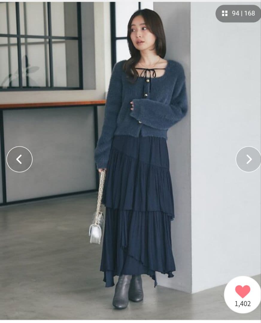 【新品未使用】ラブティックボンボン　イレヘムティアードスカート　ネイビー