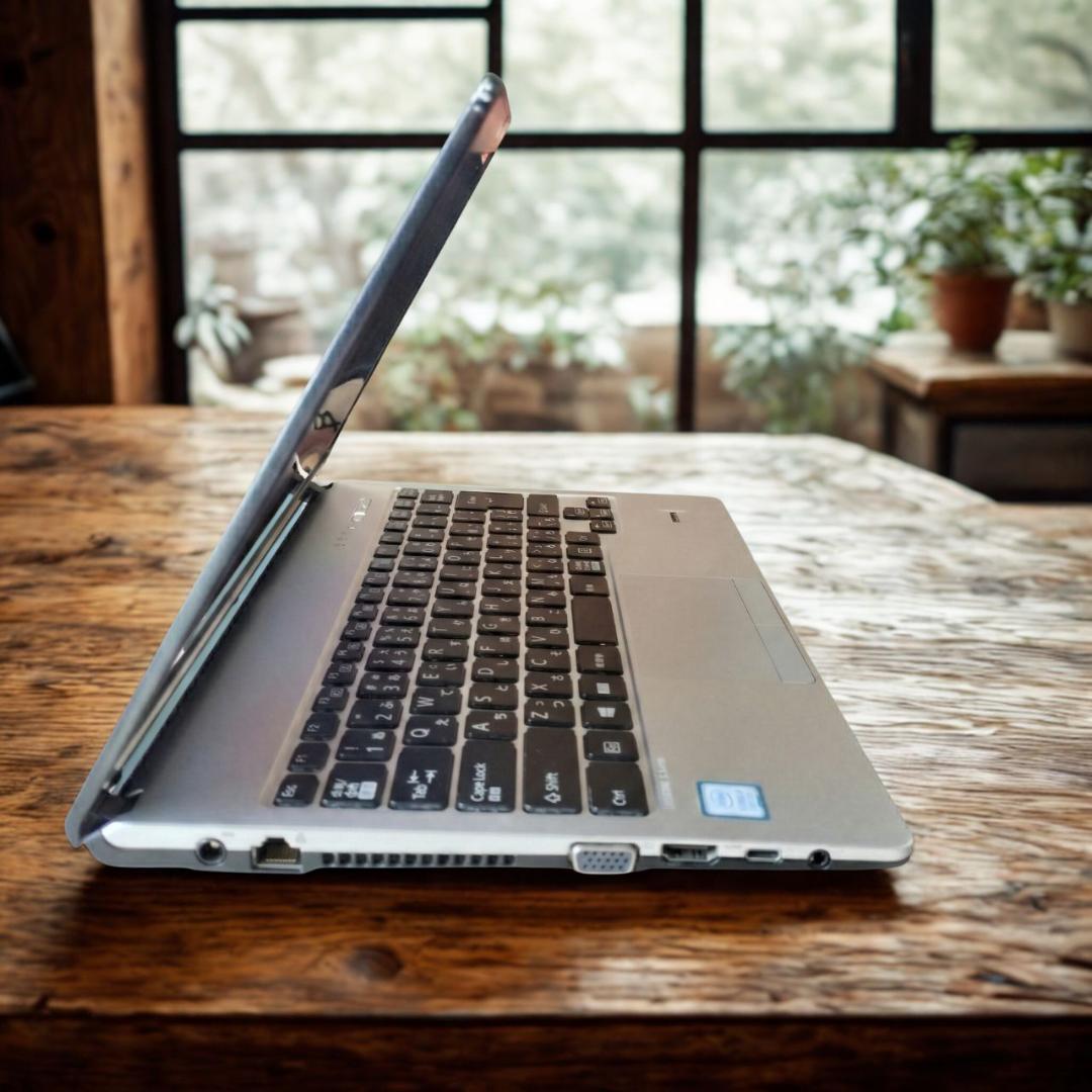 超軽量♥爆速第8世代i5✅8GB/SSD256G/Windows11ノートPC♥