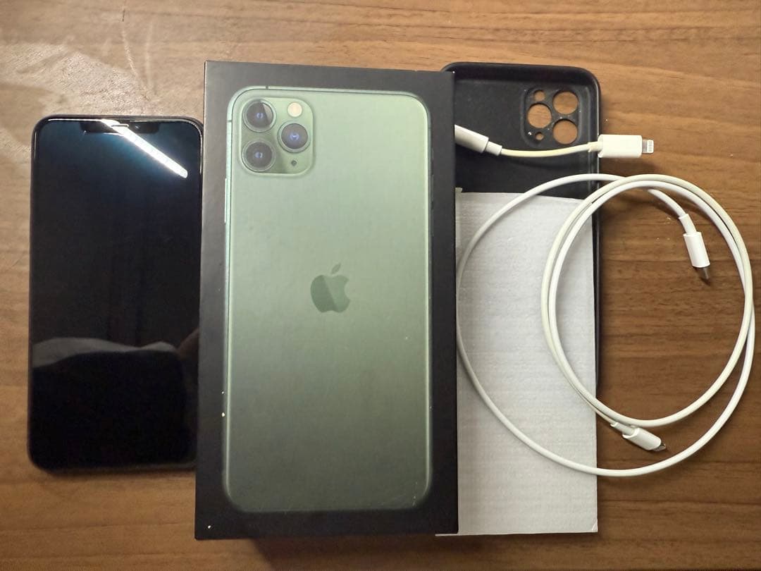 Apple iPhone 11 ProMax 64GB 本体