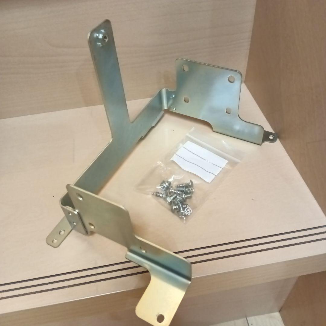 美品　フィット　ナビパネル　9インチ　GP1 GP2 GE6/7/8/9 GG