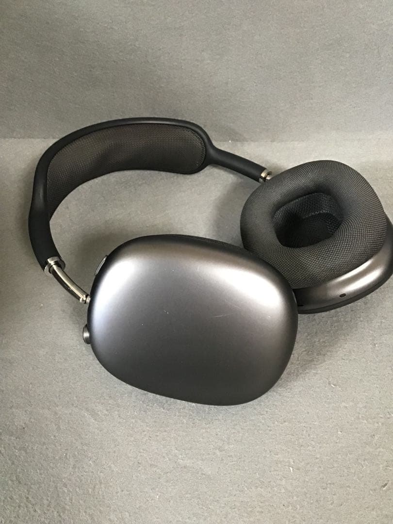 美品　AirPods Max ブルートゥースヘッドホン ミッドナイト色