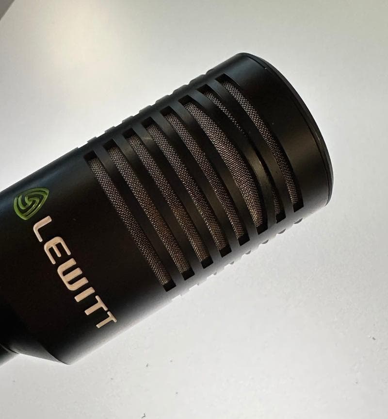 中古 LEWITT INTERVIEWER