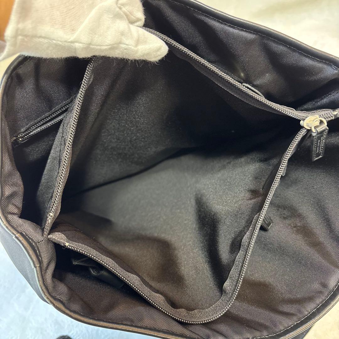 大容量 バーバリーブラックレーベル ロゴプレート トートバッグ レザー バケツ