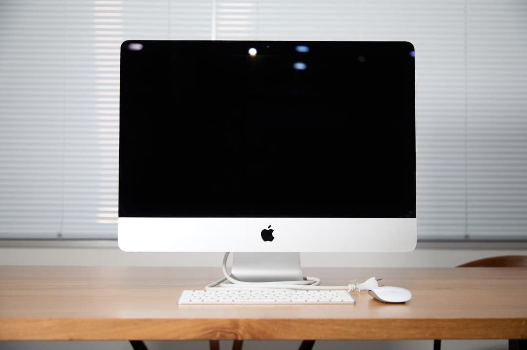 Apple iMac 21.5-inch, 2017 キーボード・マウス付き