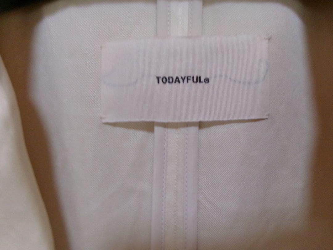 【新品】TODAYFUL トゥデイフル サテン ジャケット アイボリー 38