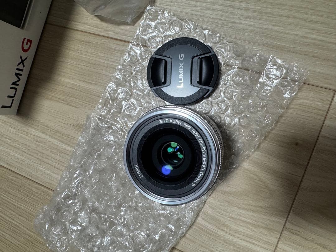 Panasonic LUMIX DMC-GF7 ダブルズームレンズキット