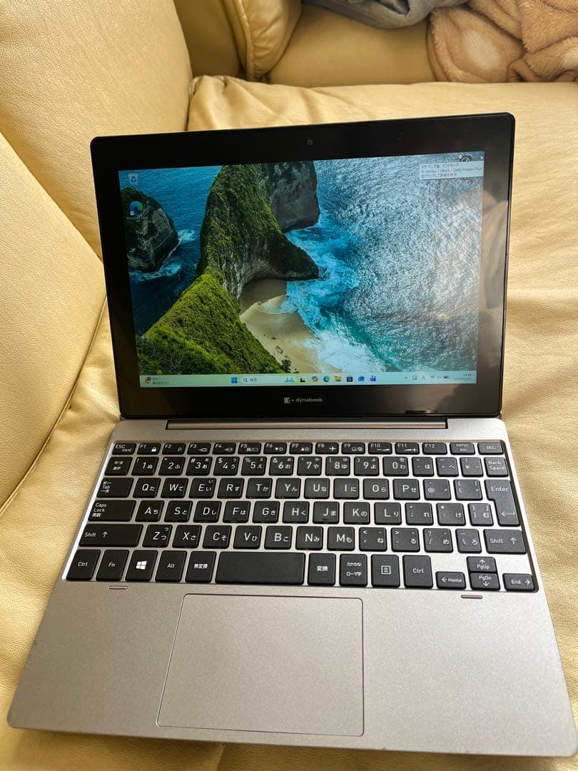 dynabook 2in1 ノート タブレット　Win11 バッテリー良