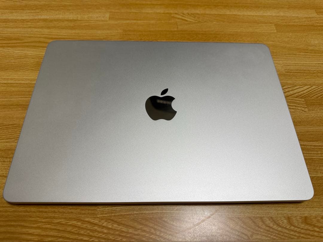 状態良好 M2 MacBook Air 2022 スターライト 付属品あり