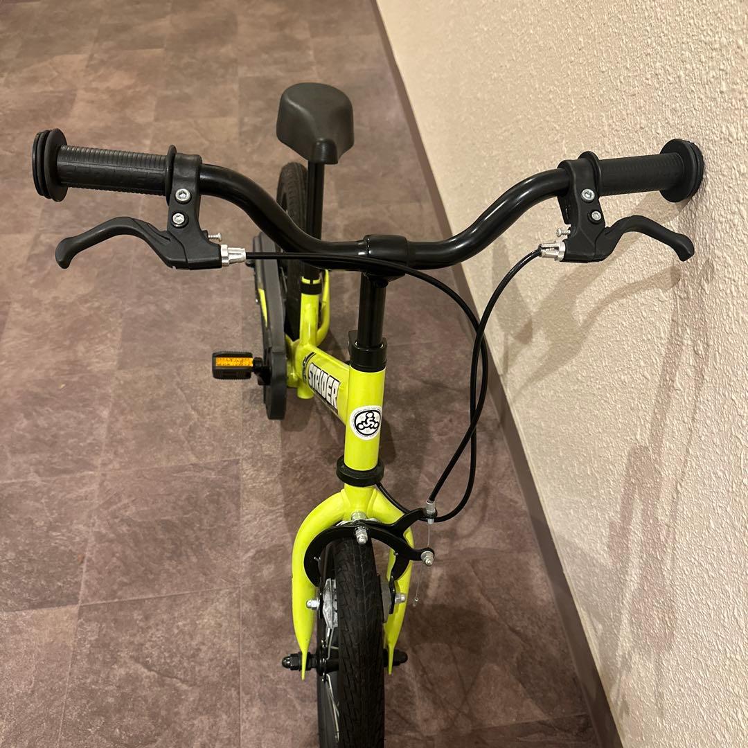 大人気廃盤カラー　ライムイエロー　ストライダー　STRIDER　14X
