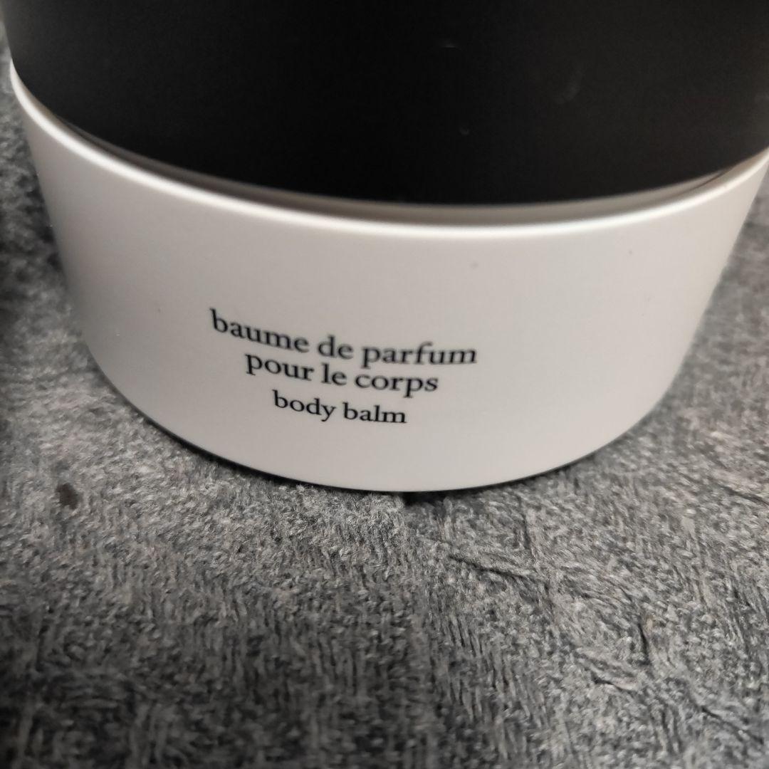 diptyque Fleur de Peau ボディバーム