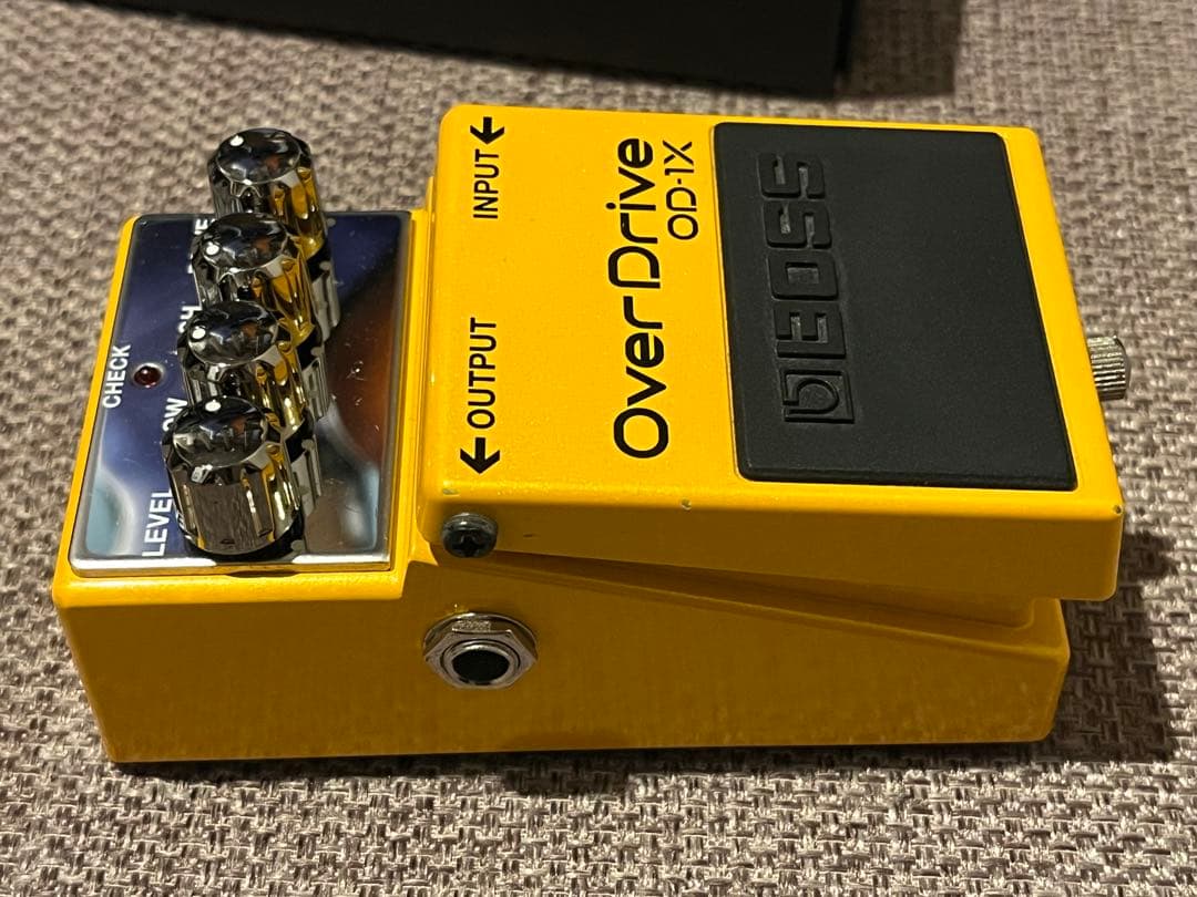 ギター BOSS OverDrive OD-1X