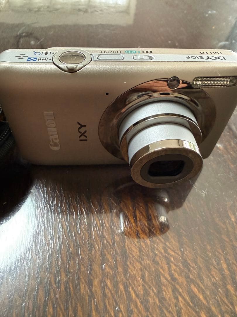 Canon IXY 210Fコンパクトデジタルカメラ