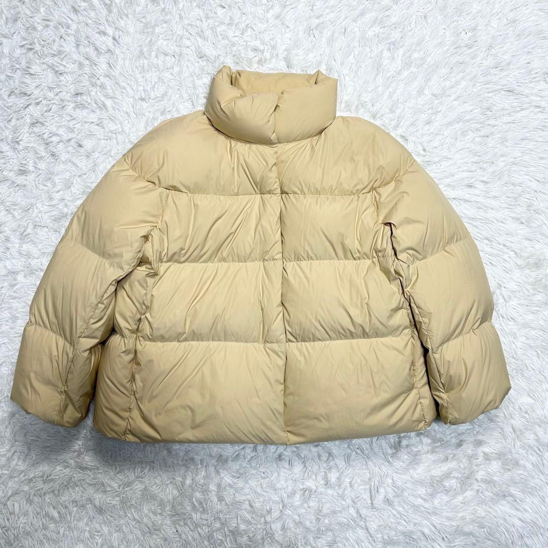 未使用級 大きめ XL ユニクロ パウダーソフトダウンジャケット イエロー