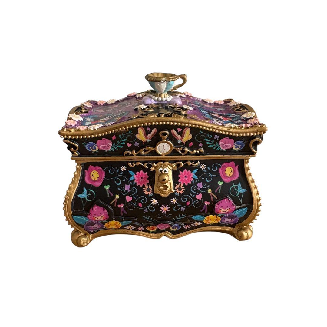 ディズニー　ふしぎの国のアリス　小物入れ