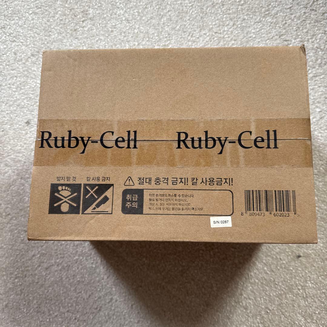 新品未使用Ruby-Cell 美顔器 収納ケース付き　梱包配送の状態