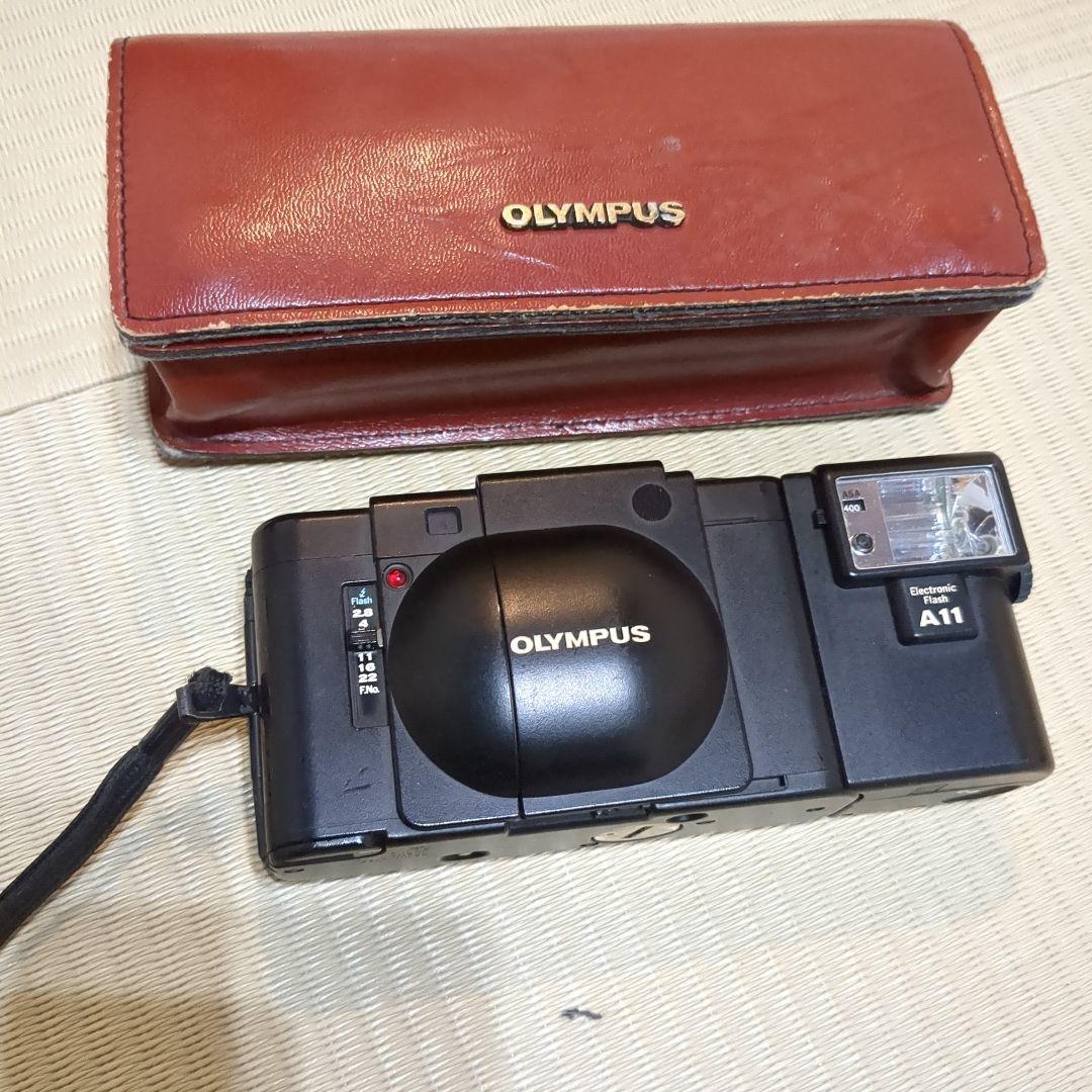 OLYMPUS XAフィルムカメラ OLYMPUSA11 フラッシュ付き