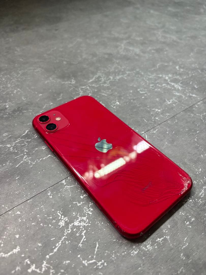 iPhone11 128GB レッド