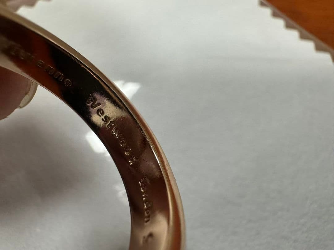 Vivienne Westwood ピンク スリーストラップリング