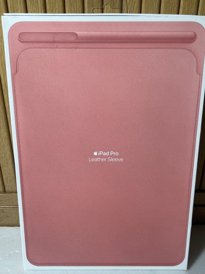 iPad Pro10.5インチ用　レザースリーブケース MRFM2FE/A