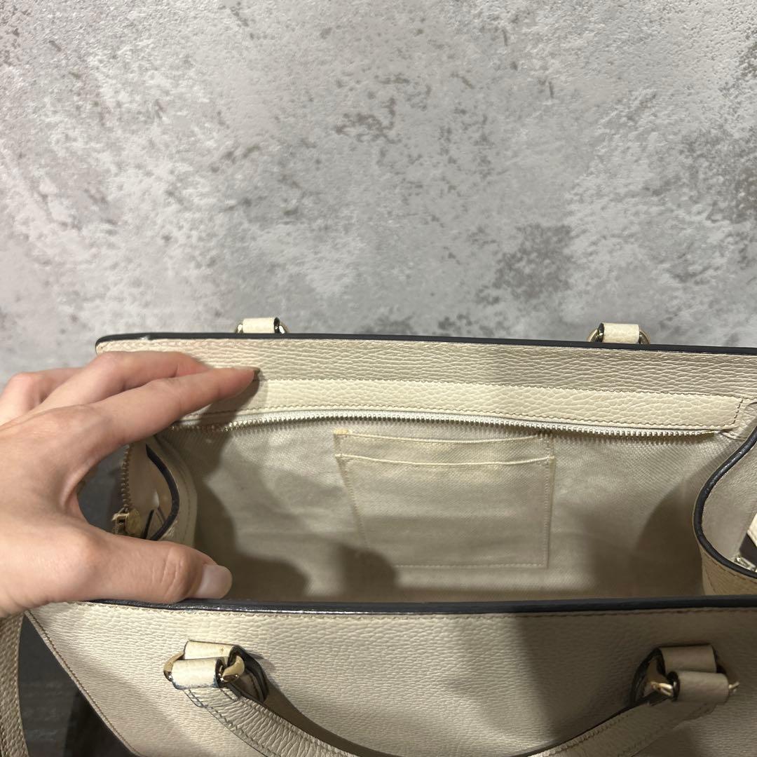 ※ルドルフ様※【GUCCI 】ホワイトレザーハンドバッグ