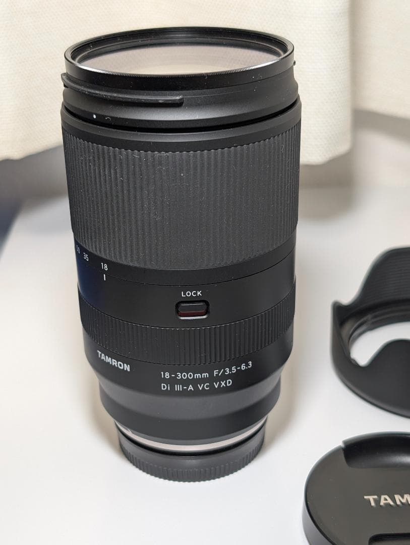 TAMRON 18-300mm F/3.5-6.3 FUJI X マウント
