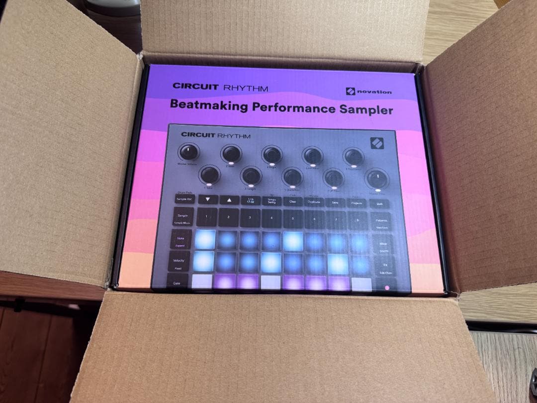 NOVATION / Circuit Rhythm サンプラー リズムマシン