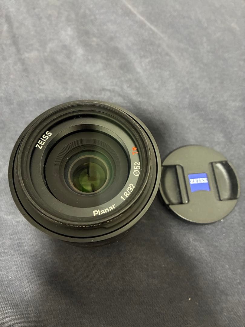 carl zeiss Touit 1.8/32 レンズ