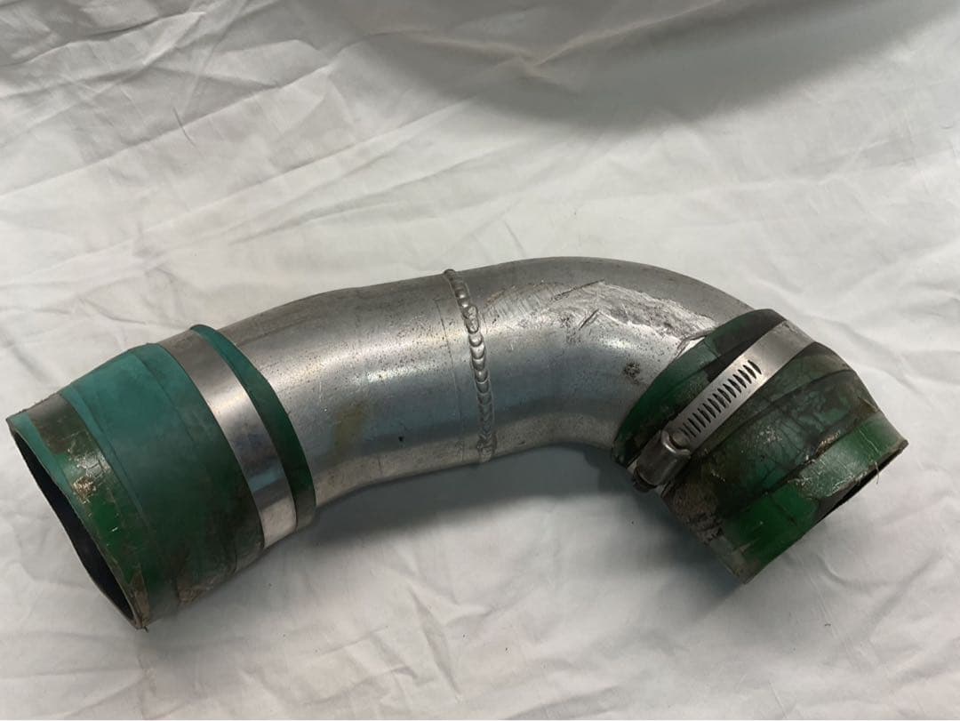 R32スカイラインGTR BNR32 インテークパイプ