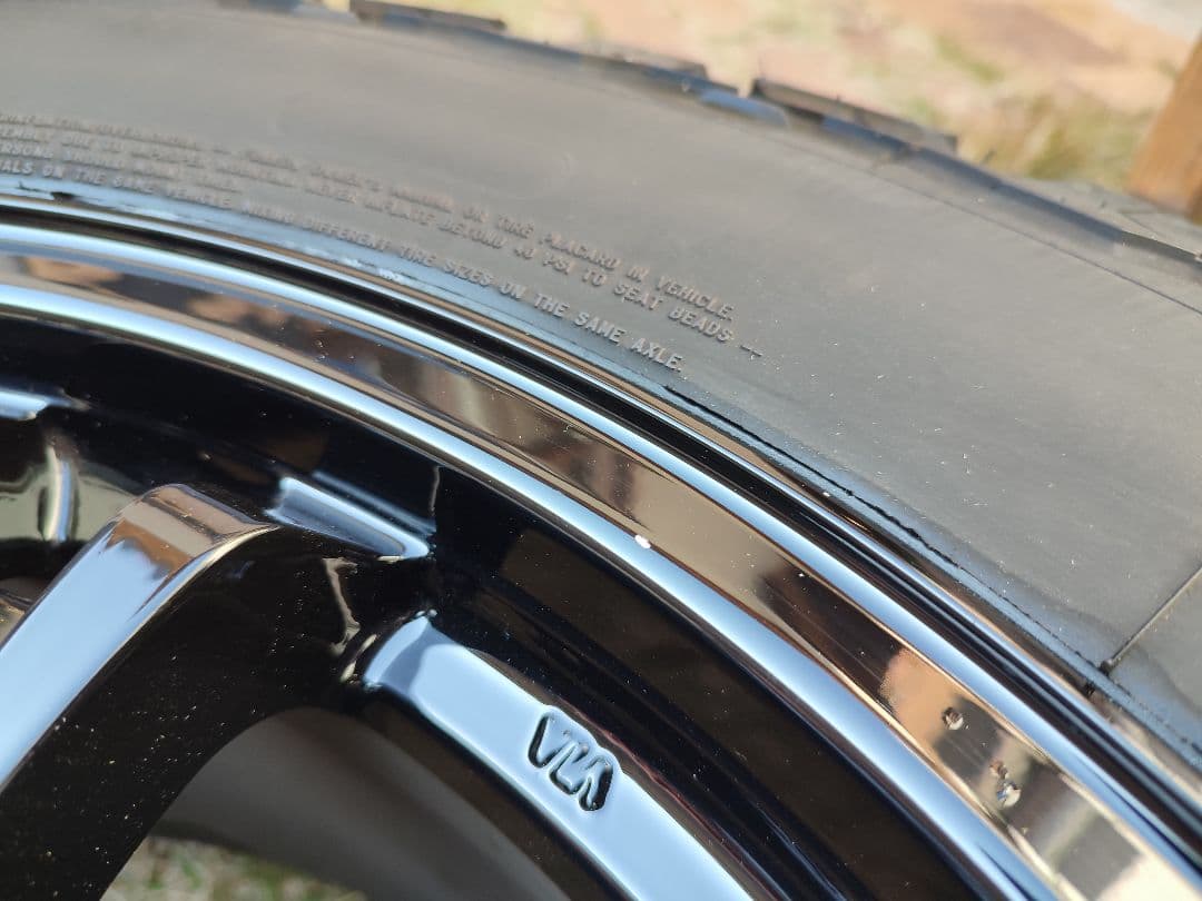 BFグッドリッチ タイヤ265/60R18 キーラーフォースホイール4本セット