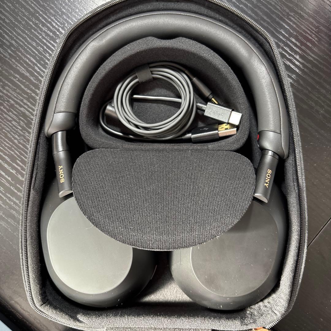 【美品】SONY WH-1000XM5 ワイヤレスノイズキャンセリングヘッドホン