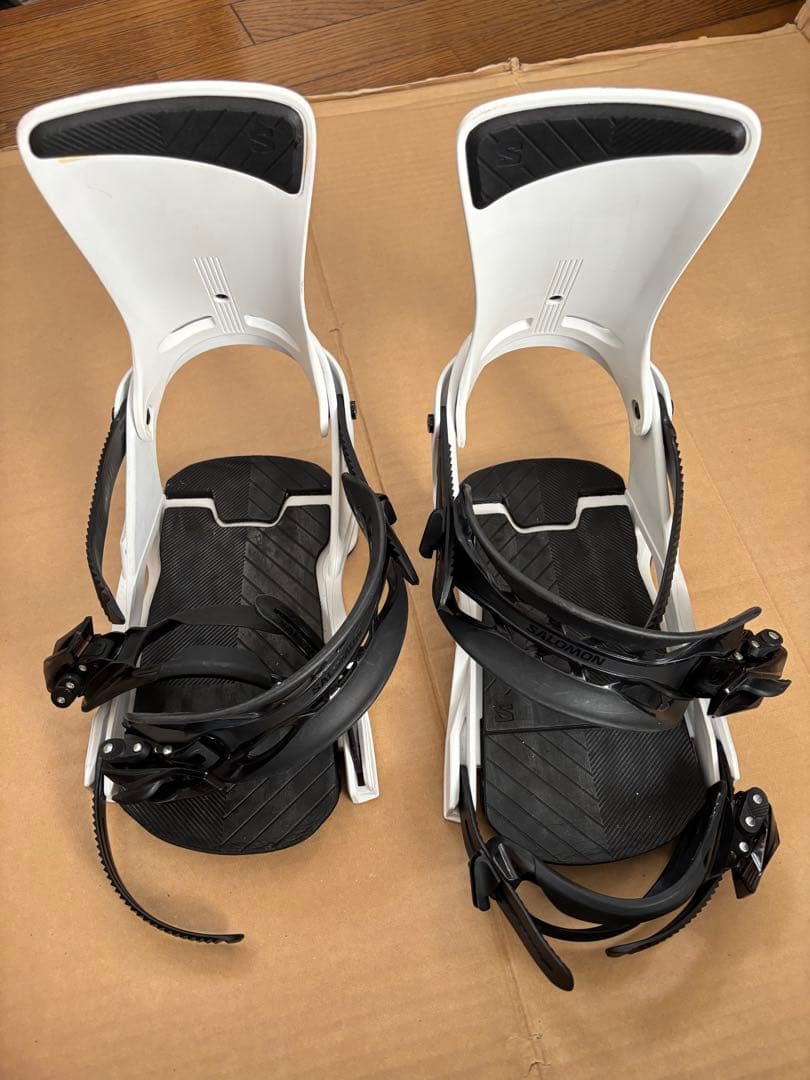 サロモン　リズム　Lサイズ　24-25