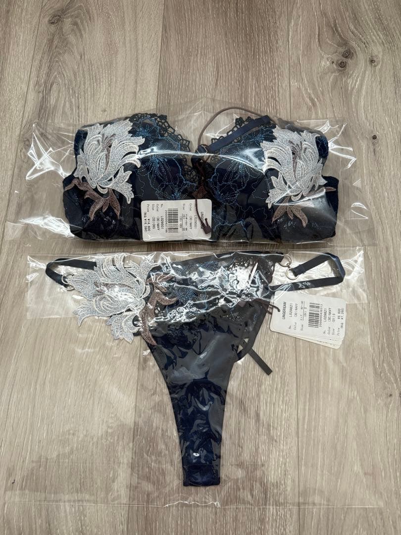 RAVIJOUR LINGERIEAM グラマーアップブラセット