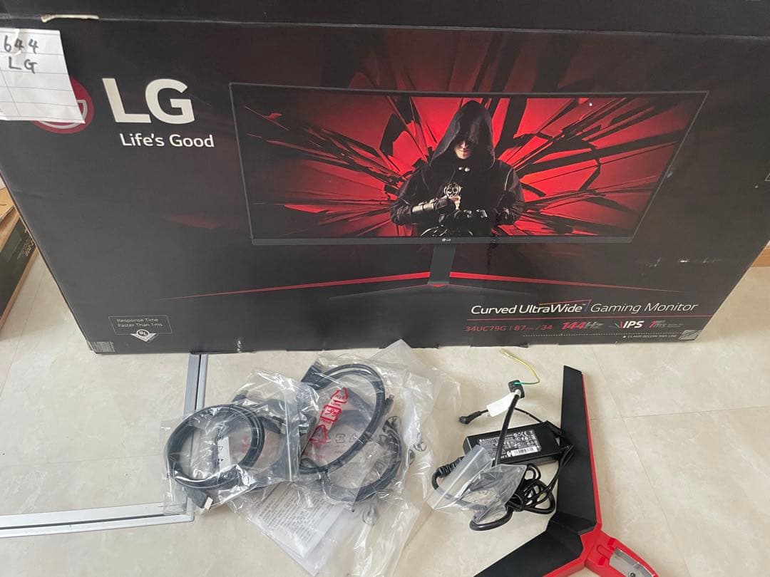 【極美品】ウルトラワイドモニター34 ゲーミング湾曲144Hz