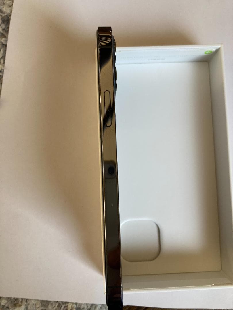 iPhone 12 Pro 128GBグラファイト【24時間以内発送】