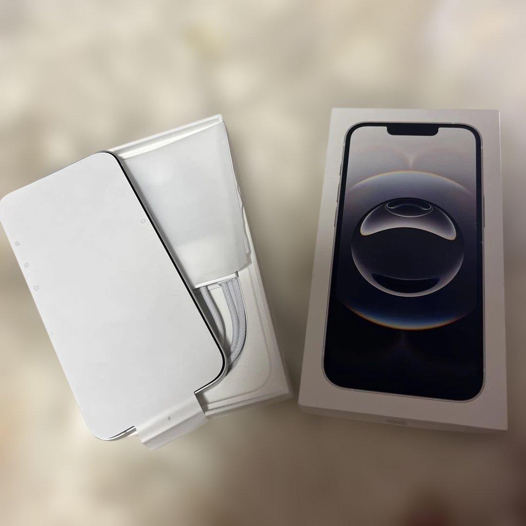 Apple iPhone 16e ホワイト 本体 256GB