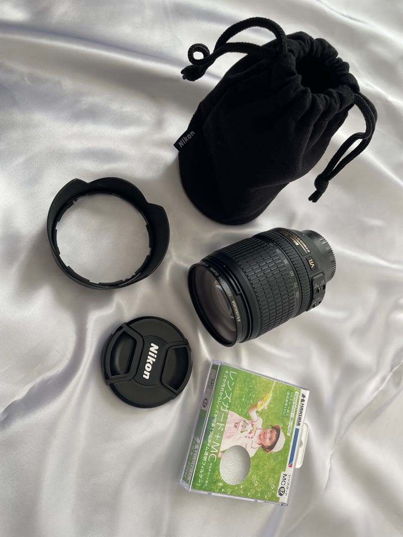 Nikon AF-S DX NIKKOR 18-105mm VR レンズフード付