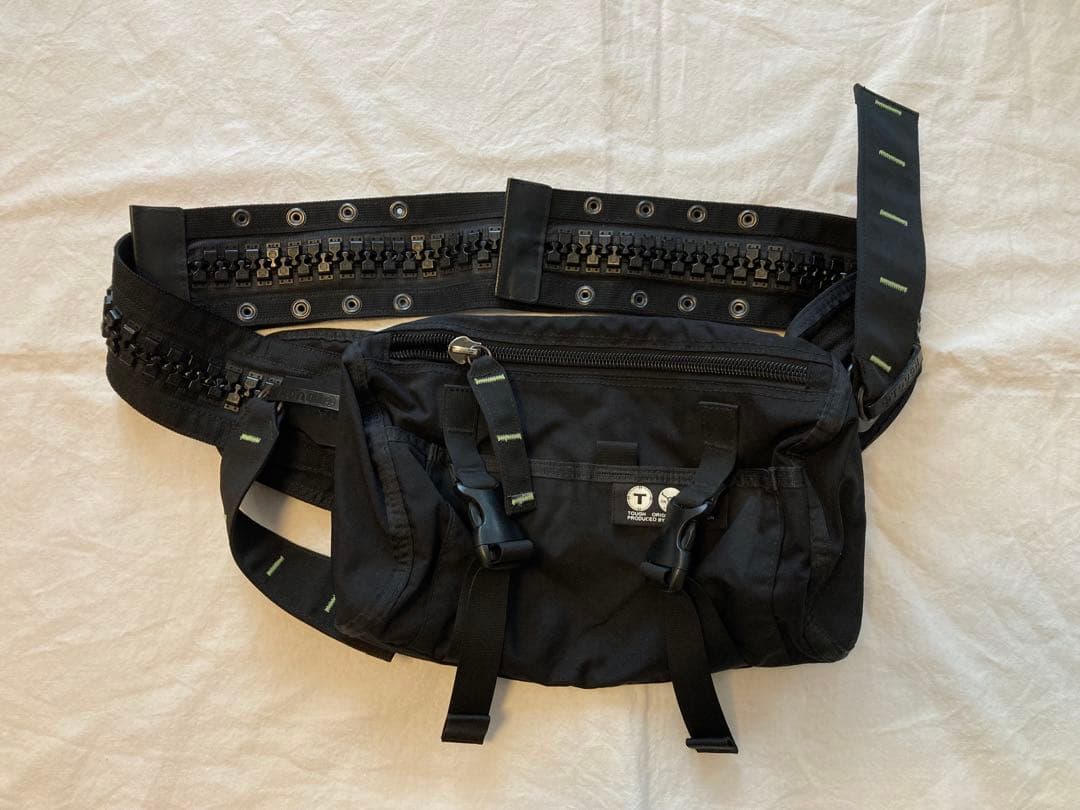 TOUGH JEANS SMITH デカジップ ボディバッグ