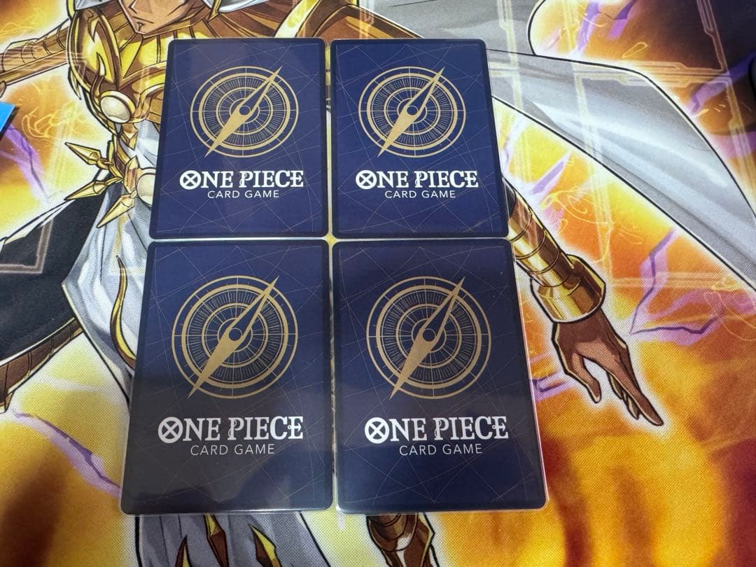 ワンピース　カード　少女